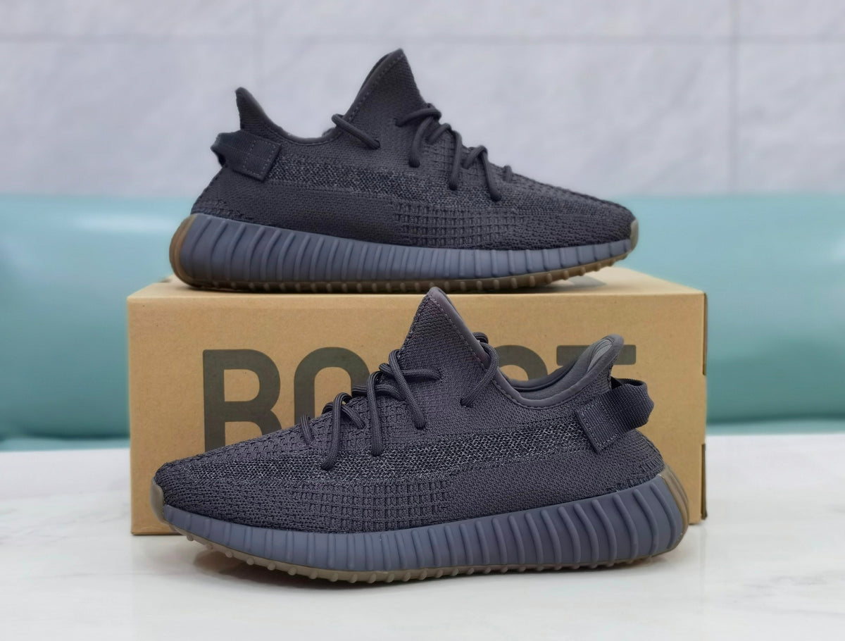 Yeezy sneakers Black